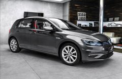 Volkswagen Golf 1,5 Maraton Edition, masáže, záruka