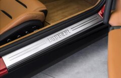 Ferrari GTC4 Lusso GTC4Lusso V12, JBL, rosso Maranello, CZ