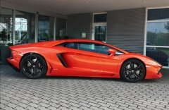 Lamborghini Aventador LP 700-4