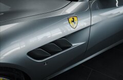 Ferrari GTC4 Lusso 6,3 V12, PANORAMA, VENTILÁCIA, JBL, 360°