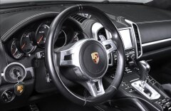 Porsche Cayenne Turbo, Sport design paket, PTV+, PDLS+ , ACC