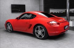 Porsche Cayman 2.7 PASM, sportovní výfuky, BOSE, individual