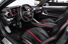 Ferrari 812 6,5 V12 Superfast, garance