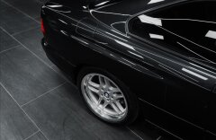 BMW Řada 8 5,6 850CSi, YOUNGTIMER, HI-FI