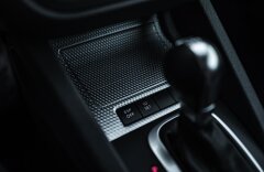 Volkswagen Golf 3,2 V R32 3.2 DSG 4 MOTION, NAVI, KV