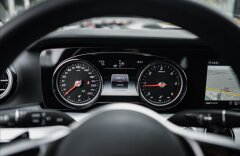 Mercedes-Benz Třídy E 2,9 T-Modell 400d 4MATIC All-Terrain, JUNGE STERNE