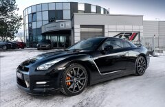 Nissan GT-R Black edition, RECARO, Armytrix