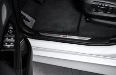 BMW X5 50i xDrive M paket, HUD, B&O, night, nezávislé