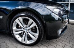 BMW Řada 7 730d Dynamic Drive, šíbr, adapt. tempomat