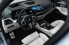 BMW X5 4,4 M60i xDRIVE, H/K, PANO, SOFTCLOSE, MASÁŽE