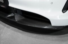 Porsche Taycan Turbo S, keramiky, karbon, PDCC, Matrix