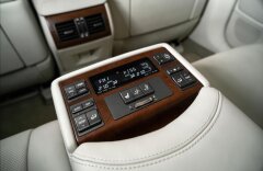 Lexus LS 600h 600h