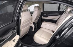 BMW Řada 7 740d xDrive, head-up, ventilace, softclose, CZ