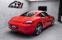 Porsche Cayman 2.7 PASM, sportovní výfuky, BOSE, individual