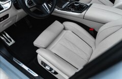 BMW X5 4,4 M60i xDRIVE, H/K, PANO, SOFTCLOSE, MASÁŽE
