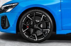 Audi RS3 Sportback, Matrix, B&O, výfuky