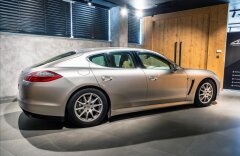 Porsche Panamera Panamera 4S, sport chrono paket, ventilace, PDLS