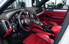 Porsche Cayenne 4,8 GTS, vzduch, PTV+, SportChrono, BOSE, CZ