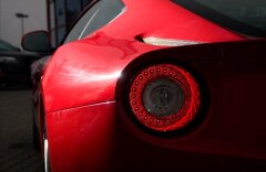 Ferrari F12 Berlinetta 6.3 Rosso Berlinetta Karbonová sedadla