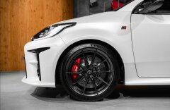 Toyota Yaris 1,6 TURBO GR 4WD, AKRAPOVIČ, PAKET SPORT