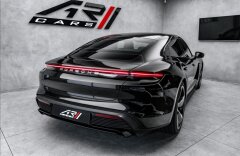 Porsche Taycan Turbo S, keramiky, pano, PDCC, Burmester