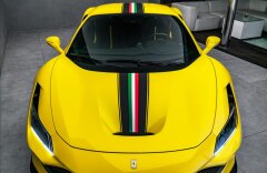 Ferrari F8 Tributo, Carbon, Race saet