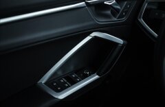 Audi Q3 2,0 35 TDI, LED, NAVI