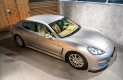 Porsche Panamera Panamera 4S, sport chrono paket, ventilace, PDLS