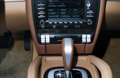 Porsche Cayenne Diesel, vzduch, top stav