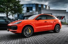 Porsche Cayenne Turbo, Keramiky, PDCC, Burmester, Akrapovič