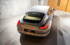 Porsche Panamera Panamera 4S, sport chrono paket, ventilace, PDLS