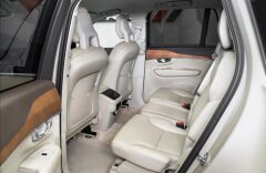Volvo XC90 D5, AWD, Drive-E, aut., Momentum, CZ