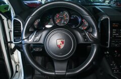 Porsche Cayenne Diesel, vzduch, PDLS, ventilace sedadel, CZ