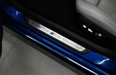 BMW M5 4,4 xDrive, VÝFUKY, CARBON-CERAMIC, 360, B&W
