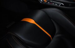 McLaren 570S 3,8 V8 KUPÉ, LIFT, B&W, KARBÓN