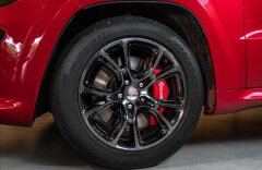 Jeep Grand Cherokee 6,4 V8 HEMI SRT Harman Kardon
