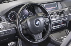 BMW Řada 5 M550d xDrive Facelift, Performance, záruka
