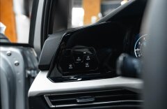 Volkswagen Golf 1,5 VIII, LIFE, KAMERA, NOVÉ AUTO