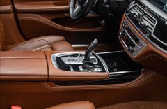 BMW Řada 7 6,6 M760Li xDrive, INDIVIDUAL