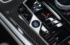 BMW X5 4,4 M60i xDRIVE, H/K, PANO, SOFTCLOSE, MASÁŽE