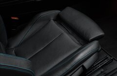 BMW M2 3,0 NAVI, KARBÓN, MANUÁL
