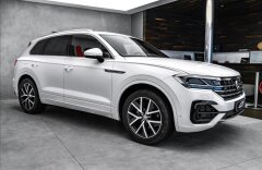 Volkswagen Touareg R-line, 210kW, Vzduch, IQ-Light