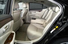 Lexus LS 600h 600h
