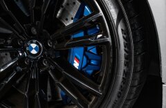 BMW M5 4,4 M DRIVER´S PACK, MASSAGE, H/K, AKRAPOVIČ