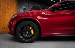 Alfa Romeo Stelvio 2,9 QUADRIFOGLIO Q4, H/K, PANORAMA