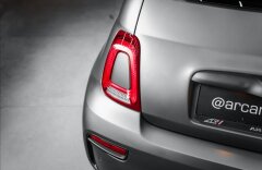 Abarth 595 1,4 ESSESSE, BEATS AUDIO, AKRAPOVIČ, CARBON