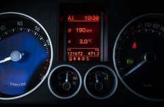 Volkswagen Golf 3,2 V R32 3.2 DSG 4 MOTION, NAVI, KV
