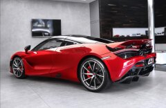 McLaren 720S coupe performance