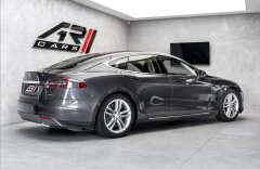 Tesla Model S 85D 386kW dual charger