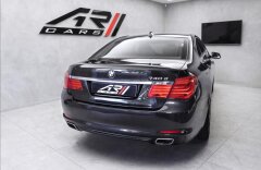 BMW Řada 7 740d xDrive, head-up, ventilace, softclose, CZ